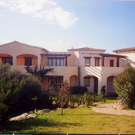 אפרטהוטל מרינלה Le Corti Di Marinella מראה חיצוני תמונה